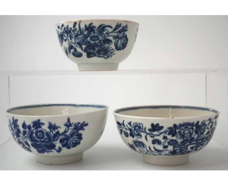 Three small Worcester bowls circa 1770 decorated with three flower and fence pattern, (3) (two bowls have rim chips one has a