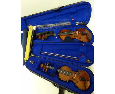 Stentor 3/4 and 1/2 violins and recorder. Condition report: see terms and conditions.