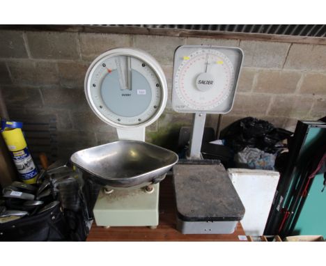 Two sets of shop scales by Avery &amp; Salter to weigh 7lbs and 30kg