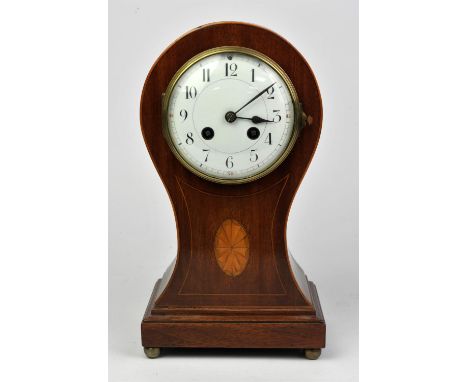 Edwardian mahogany and lined inlaid mantel clock, with white enamel dial and Arabic numeral chapter ring, 29.5cm high