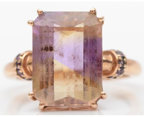 A 9ct gold and ametrine single stone ring, 14 x 10mm, O, 4.4gm 