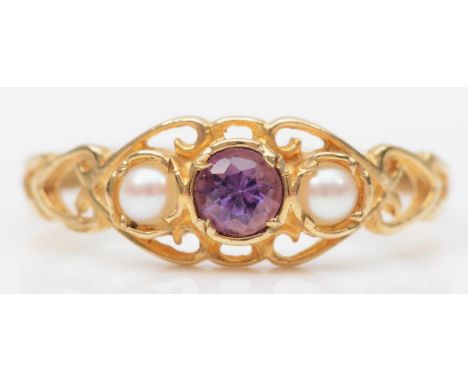 A vintage 9ct gold amethyst and half pearl ring, L, 1.4gm 