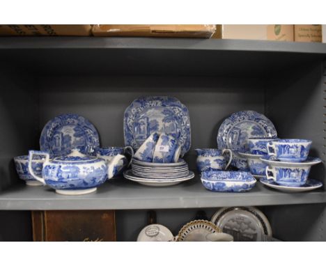 20th century Copeland Spode Italian pattern part tea service, Teapot having damage to handle