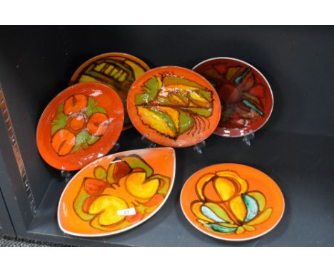Poole Mid Century studio pottery bowl and plates in a typical Living Glaze design