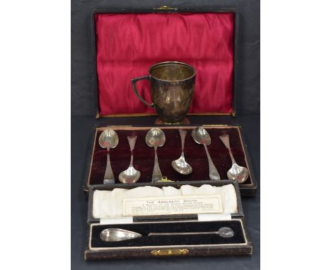 A set of six Edwardian silver teaspoons, Old English pattern bright cut with foliate designs, marks for Chester 1901, maker H