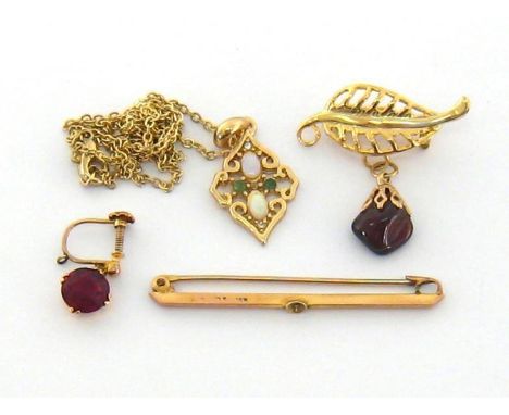 A small group of 9 carat gold jewellery, including a bar brooch, fully hallmarked, missing seed pearl; and a paste set single