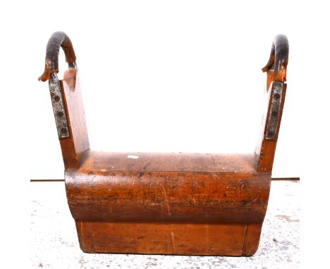 Vintage beech hobby horse, 54cm.