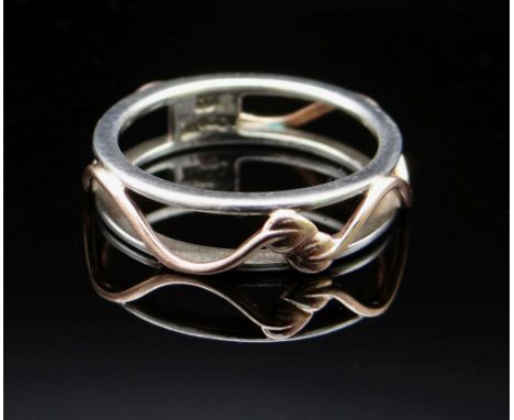 EARLY CLOGAU SILVER &amp; ROSE GOLD VINE RING, Size O, 2.7gms in original box