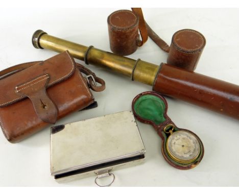 VINTAGE OUTDOORSMAN'S ACCESSORIES, including portable aneroid barometer, 4.8cms diam (cased), chrome sandwich box, 13cms wide