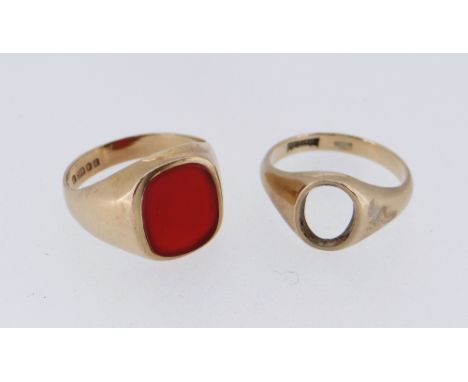 TWO 9CT GOLD RINGS comprising carnelian ring and another lacking stone, 7.6gms (2)The ring with the stone is size P/QThe ring