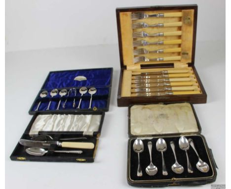 Cased flatware comprising, six silver rattail teaspoons, Sheffield 1924, makers mark of Cooper Brothers & Sons; five seal top