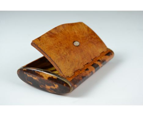 A large early 19thC Thuya wood, tortoiseshell and mother of pearl snuff box, c1830, the ovoid rectangular box line with torto