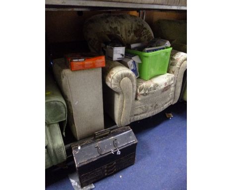 A METLA TOOL BOX AND ONE BOX, containing tools and miscellaneous