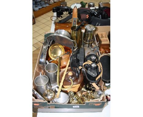 METALWARE AND SUNDRIES, to include shell case, projector lamp, pewter tankards, bells, Russian binoculars, Kodak instamatic c