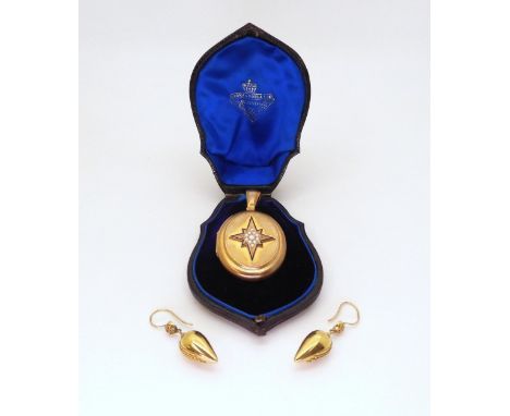 VICTORIAN LOCKET &amp; SIMILAR EARRINGS a boxed bright yellow metal oval locket, with a blue enamel star set with split pearl