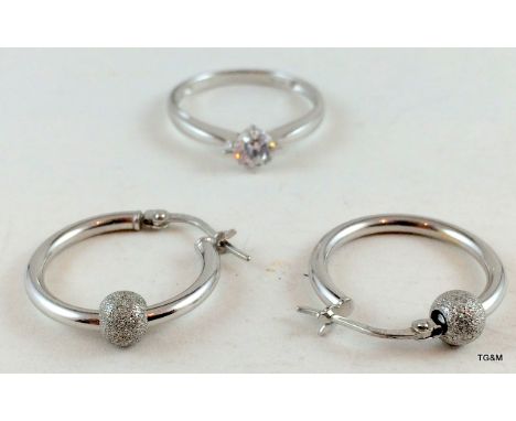 9ct White gold ladies ring 9ct white gold hoop earrings