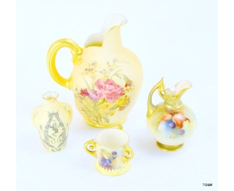 A collection of hand painted Worcester porcelain. 4 pieces