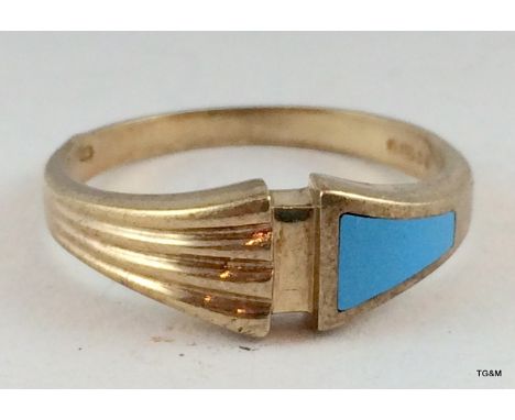 9ct Gold ladies and blue enamel set ring size N