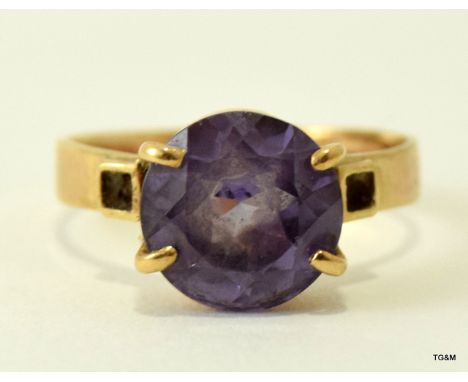 9ct gold ladies amethyst ring size Q