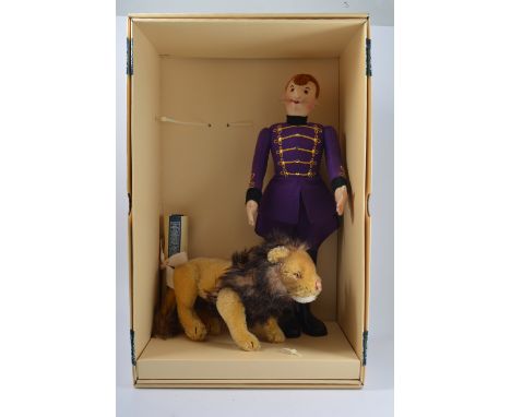 Steiff replica 1995, Dometar Mit Loirie, Lion with tamer, boxed.