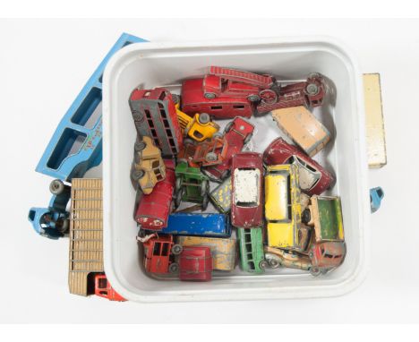 Matchbox Lesney diecast models; Major Pack M-4 Fruehauf Hopper Train, K-18 Articulated Horse Van, both boxed, along with a se