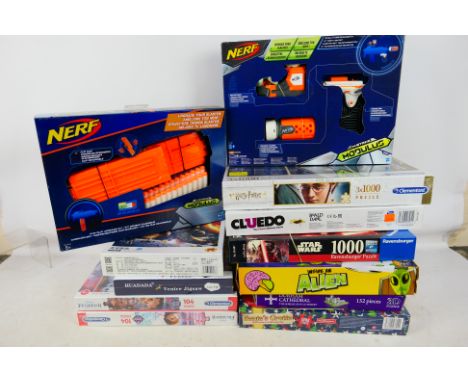 Hasbro - Nerf - Ravensburger - Others - A boxed group of jigsaw puzzles, games and toys. Lot includes Ravensburger Sta Wars 1