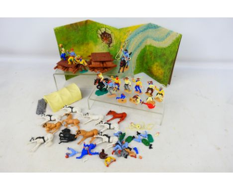Timpo - A collection of Timpo (Swoppet type) Wild West Cowboy figures. Lot consists of 2 mounted figures, and six cowboy figu