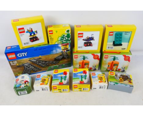 Lego - A mixed collection of boxed factory sealed Lego sets from various ranges. Sets include Lego VIP Reward #6435201 Space 