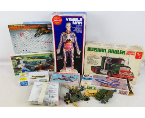 Revell - AMT - Hasegawa - Nichimo - Others - A group of  part made / incomplete plastic model kits in a variety of scales. Lo