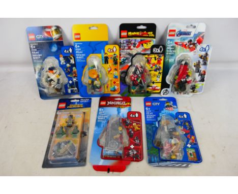 Lego - Seven blister packed Lego minifigure / accessory sets, including DC Comics Super Heroes #853744 Knightmare Batman Acce