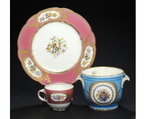 A COALPORT TURQUOISE GROUND SEAU IN SÈVRES STYLE AND A COALPORT ROSE POMPADOUR GROUND DESSERT PLATE AND TEA CUP, 1841-63 all 