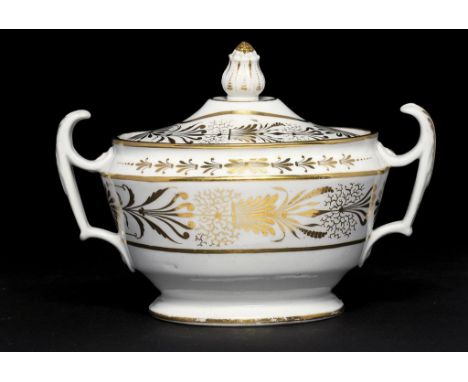 A COALPORT WHITE AND GILT OVAL SUCRIER AND COVER, 1800-14 12.5cm h, pattern 175 An example with the distinctive John Rose ber