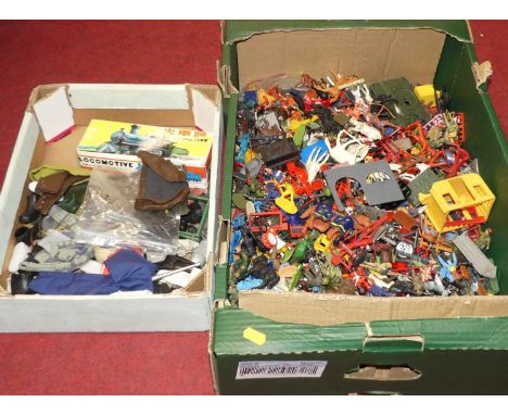 A quantity of various loose plastic figures including Indians, medieval, soldiers, etc together with a tray of outfits for Ac