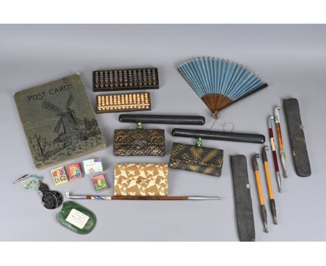 A COLLECTION OF JAPANESE ITEMS, 19/20TH CENTURY. To include a postcard book with scenes of Japan, early 20th century, some wi