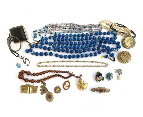 A mixed lot of jewellery to include blue glazed pottery beads; cameo pendants; white metal trinket pot with mother of pearl l