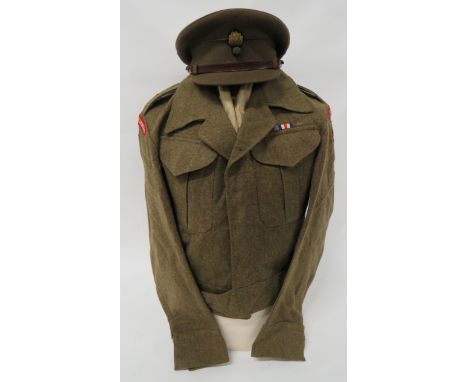 WW2 Grenadier Guards Armoured Division Battle Dress Jacket, Trousers and Cap consisting khaki woollen, single breasted, open 