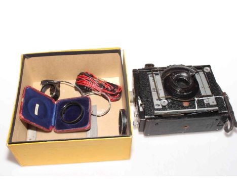 Vintage Van Neck London camera.