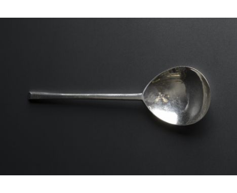 A SILVER SLIP TOP SPOON possibly 16th or 17th Century, struck in bowl, 'T' over 'M' with pellet below and in a shield and str