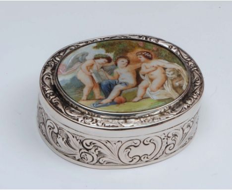 A CONTINENTAL SILVER OVAL SHAPED SNUFF BOX with chased scroll and foliate decoration, the hinged lid with an inset miniature 