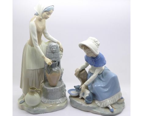 Two Nao figures, tallest 29cm
