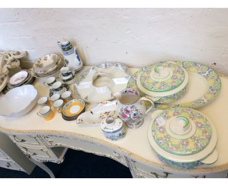 Two Royal Doulton Art Deco style turines with lids and various teaware, cups, saucers etc.
