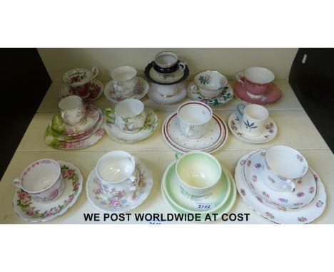 Seven Royal Albert cups and saucers, Susie Cooper and Aynsley tea ware etc 