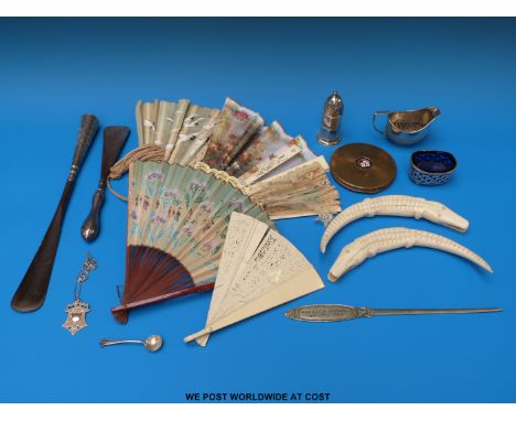 Two silver handled shoe horns (one Chester), hallmarked silver jug, pepper, open salt and fob, Stratton compact with enamel '