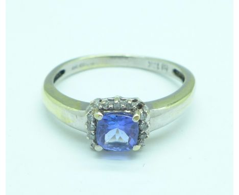 An 18ct gold, tanzanite and diamond ring, 2.6g, L