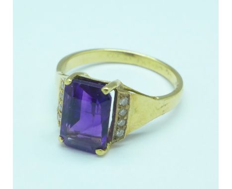 A yellow metal, amethyst and diamond ring, marked 18k, 3.6g, M