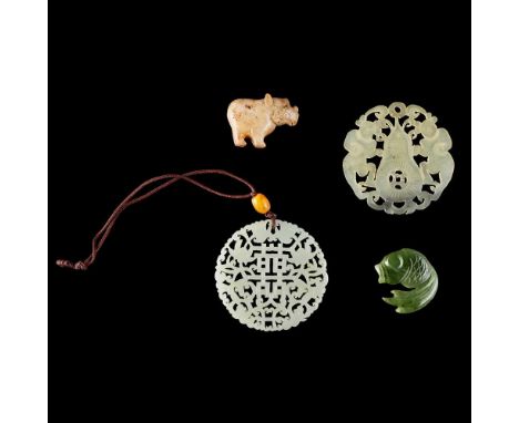 GROUP OF FOUR JADE CARVINGS&nbsp;各式玉器（一組四件） comprising: a white jade plaque carved with double happiness; a glass plaque carv