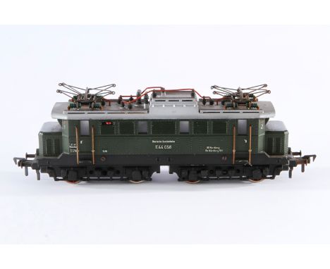 Fleischmann E-Lok ”E 44 056”, Spur H0, grün, Alterungsspuren, Z 3