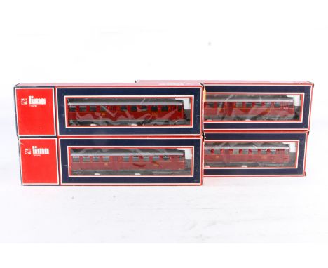 4 Lima Wagen 9125, Spur H0, rot, Alterungsspuren, je im Karton, meist Z 2-3