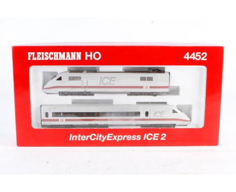 Fleischmann Triebwagen ”ICE 2” 4452, Spur H0, 2-teilig, Alterungsspuren, OK, Z 2-3
