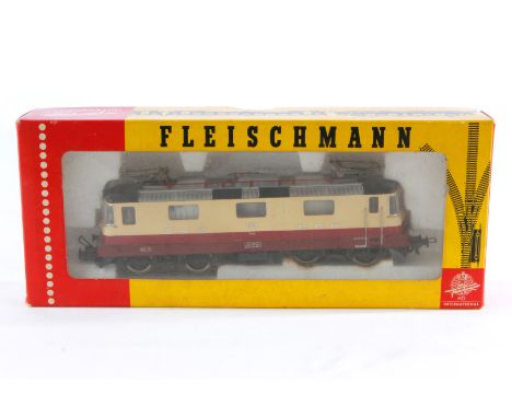 Fleischmann E-Lok ”11156” 1141, Spur H0, creme/rot, Alterungsspuren, im tw besch. OK, Z 3